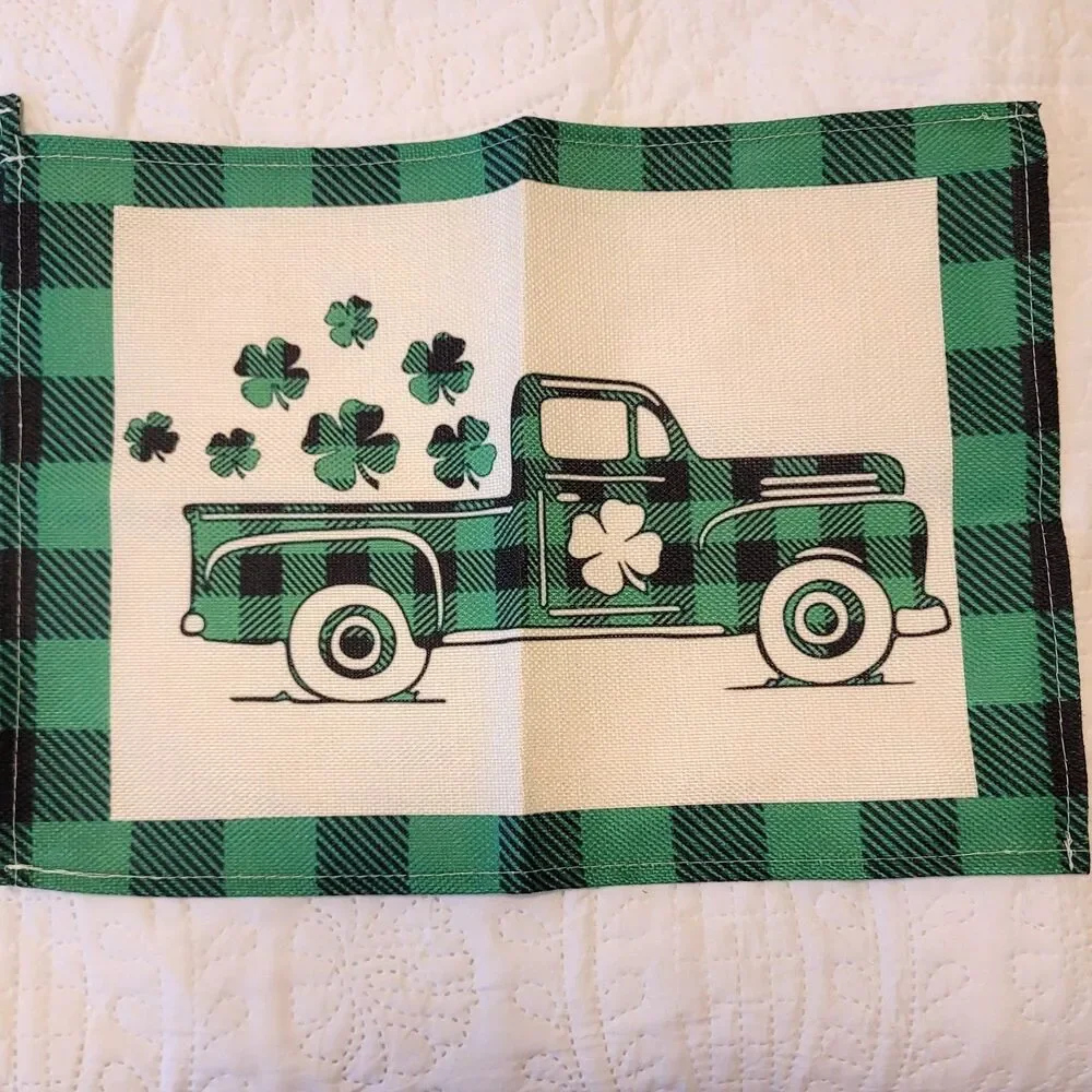 SharkBliss 4 PK St Patty's Day Decor Burlap Fabric Placemats
